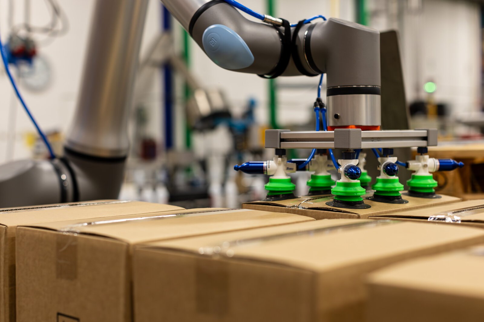 Robotcell i drift — palletering och hantering